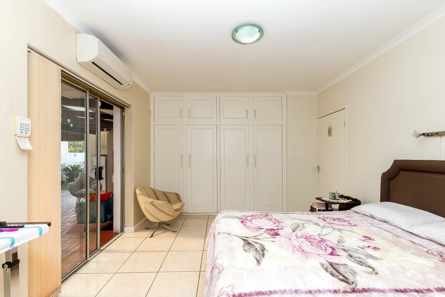 3 Bedroom Property for Sale in Heathfield Western Cape